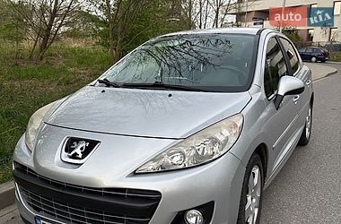Хэтчбек Peugeot 207 2012 в Львове