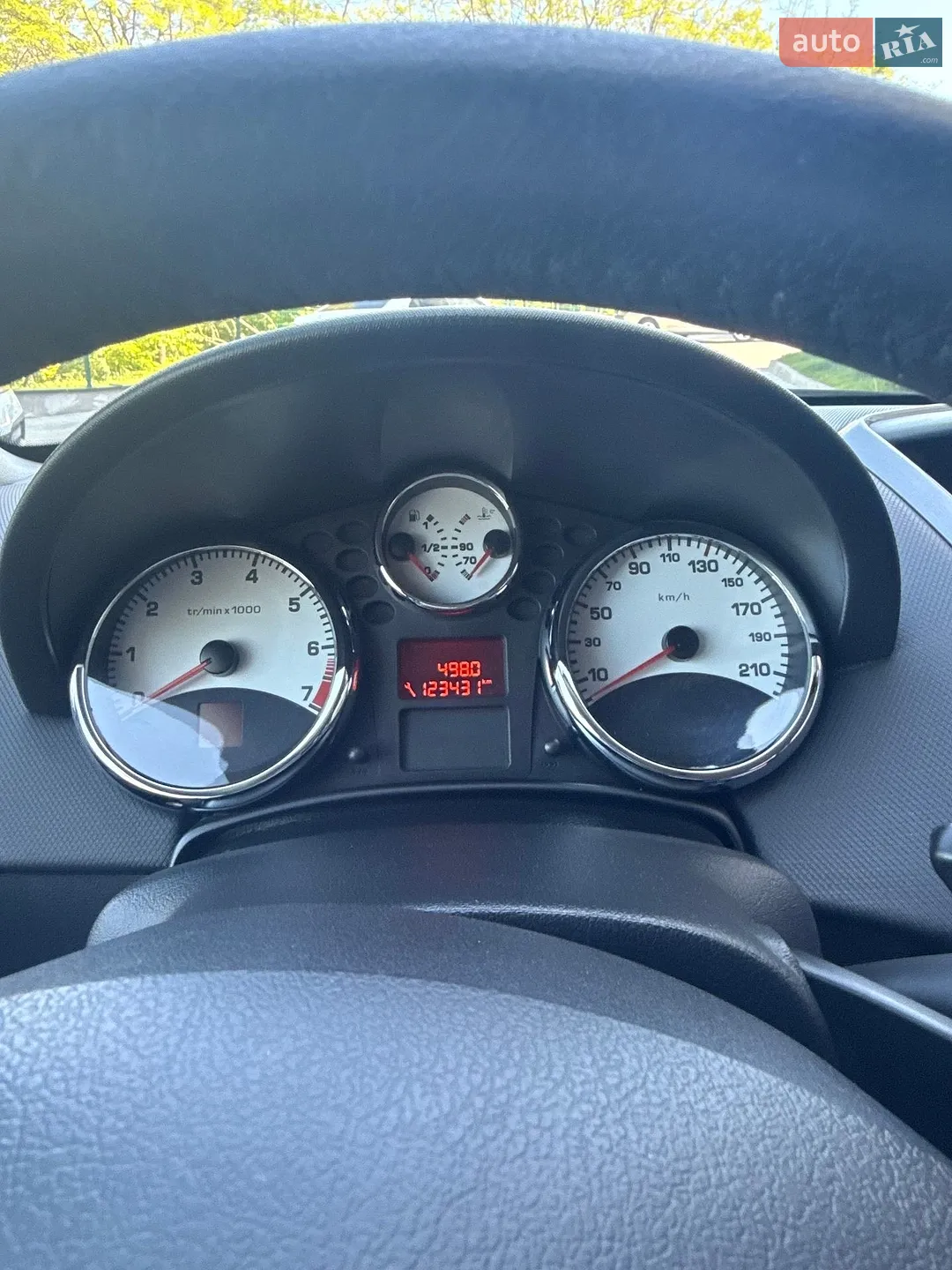 2010 Peugeot 207 - мініатюра 9