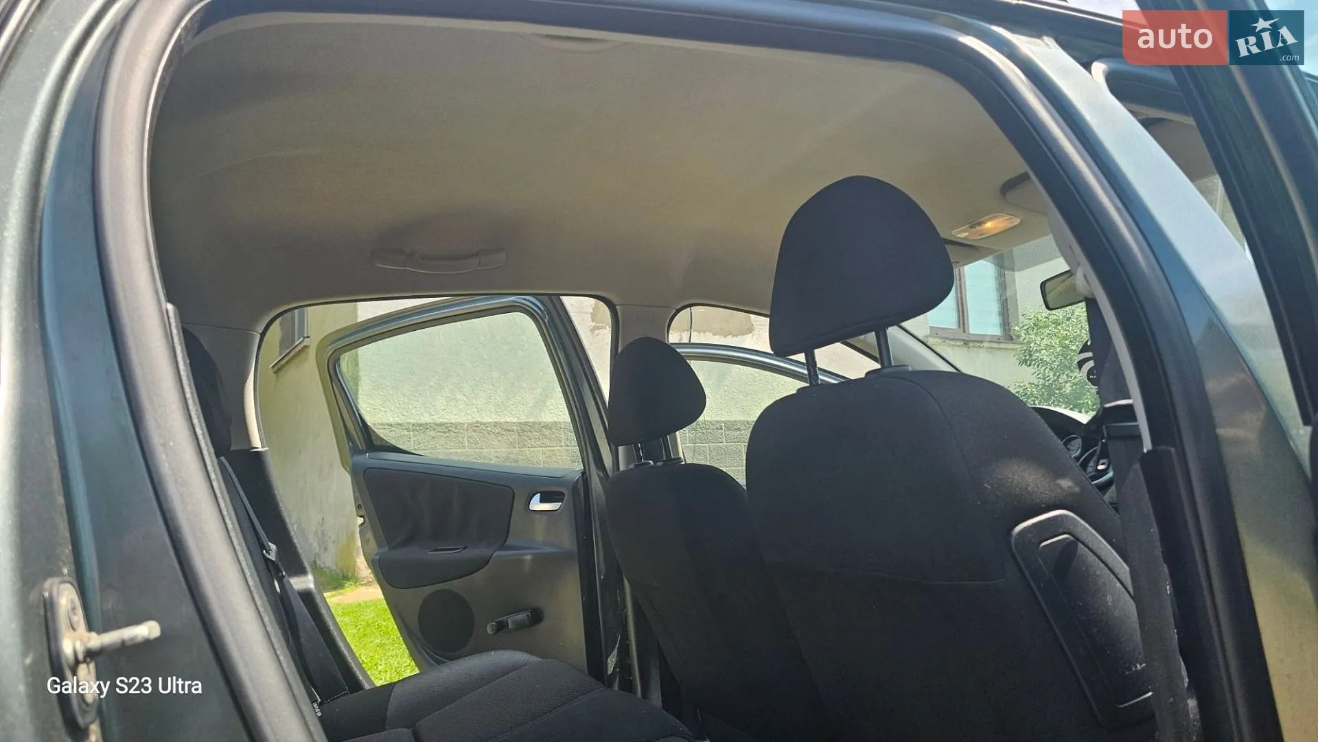 2010 Peugeot 207 - мініатюра 26