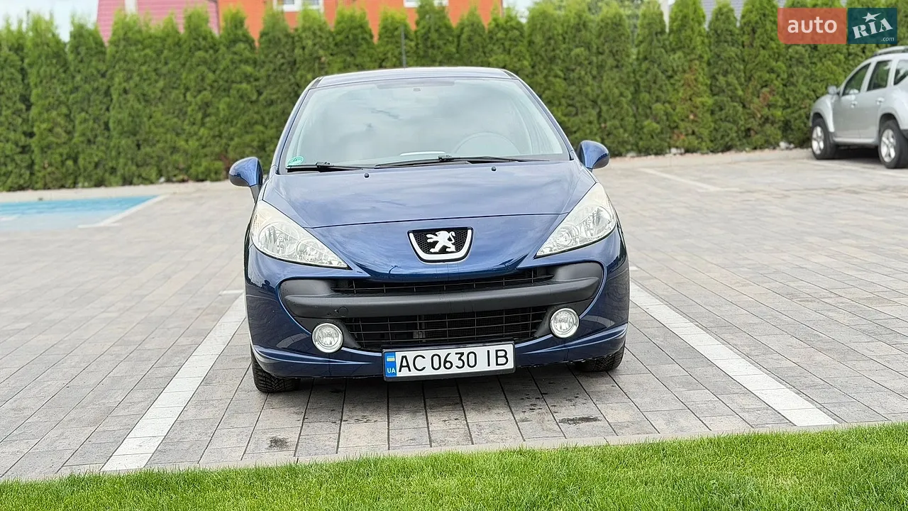 2011 Ford Focus - мініатюра 12