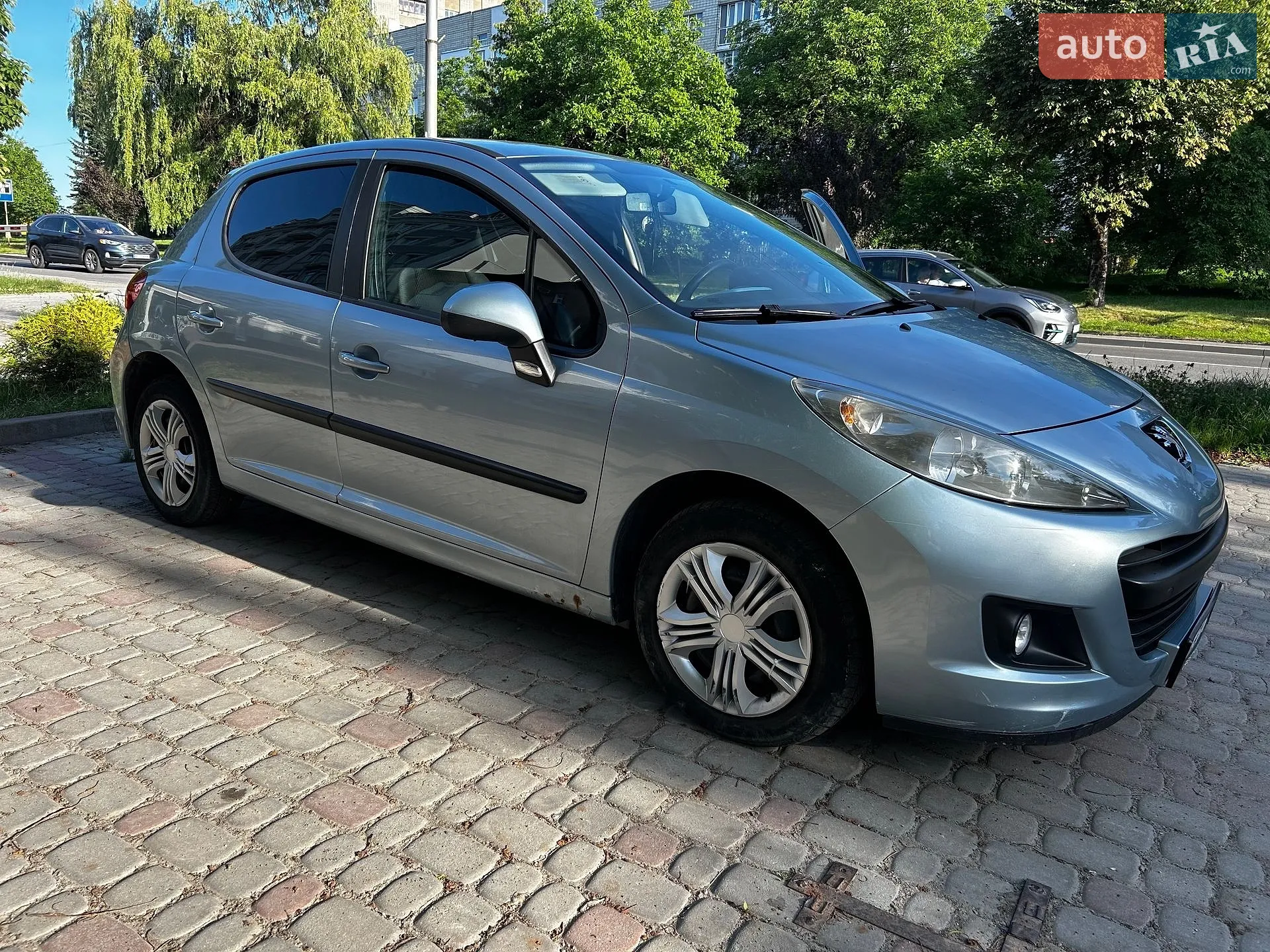 2010 Peugeot 207 - мініатюра 3