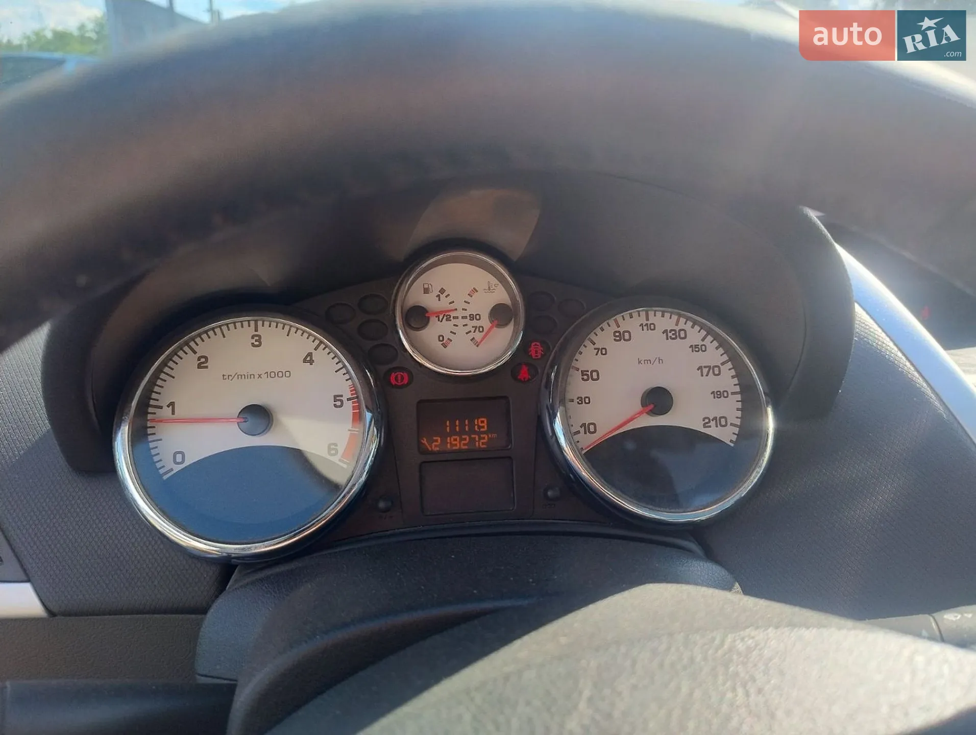 2010 Peugeot 207 - мініатюра 2