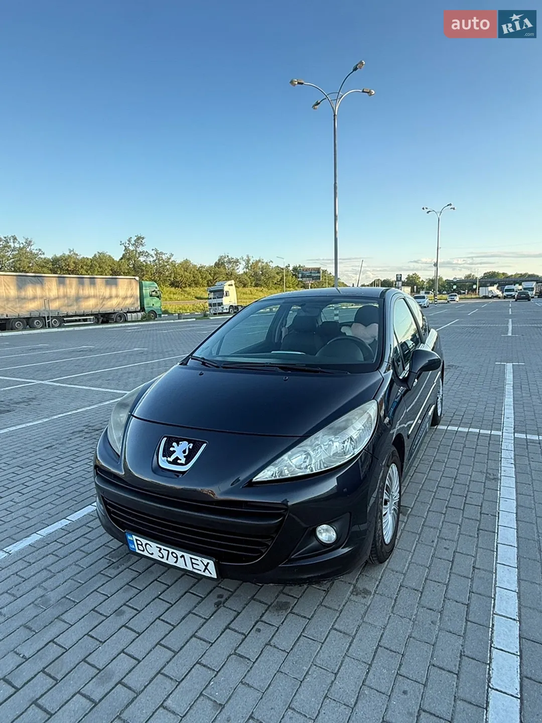 2011 Peugeot 207 - фото 1