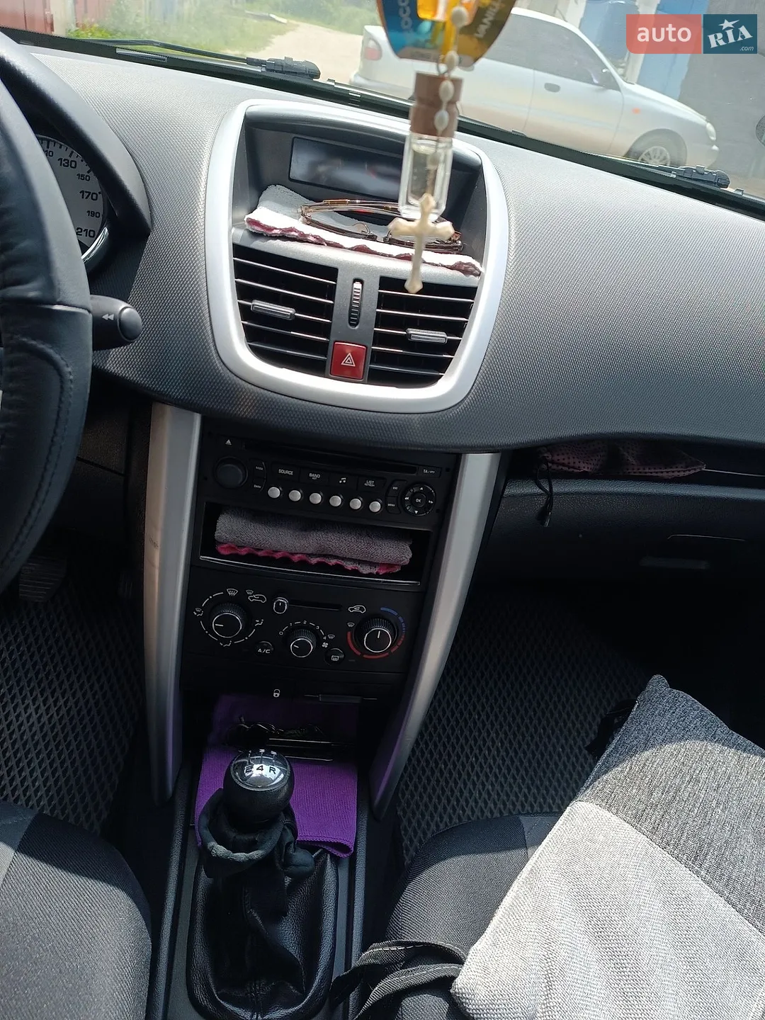 2011 Peugeot 207 - мініатюра 12
