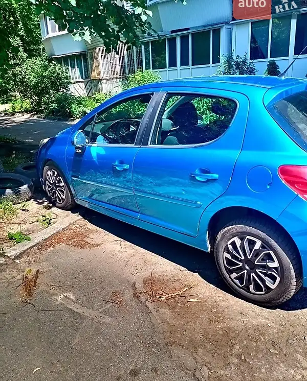 Peugeot 207 2011