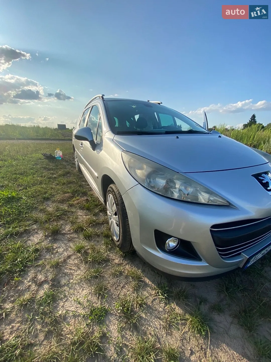 2010 Peugeot 207 - мініатюра 2