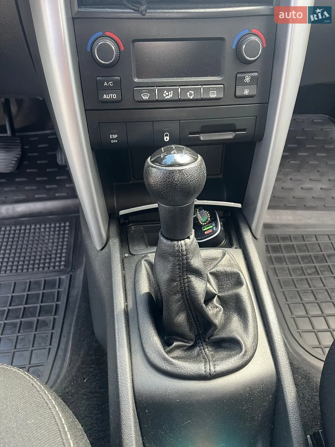 2010 Peugeot 207 - мініатюра 25
