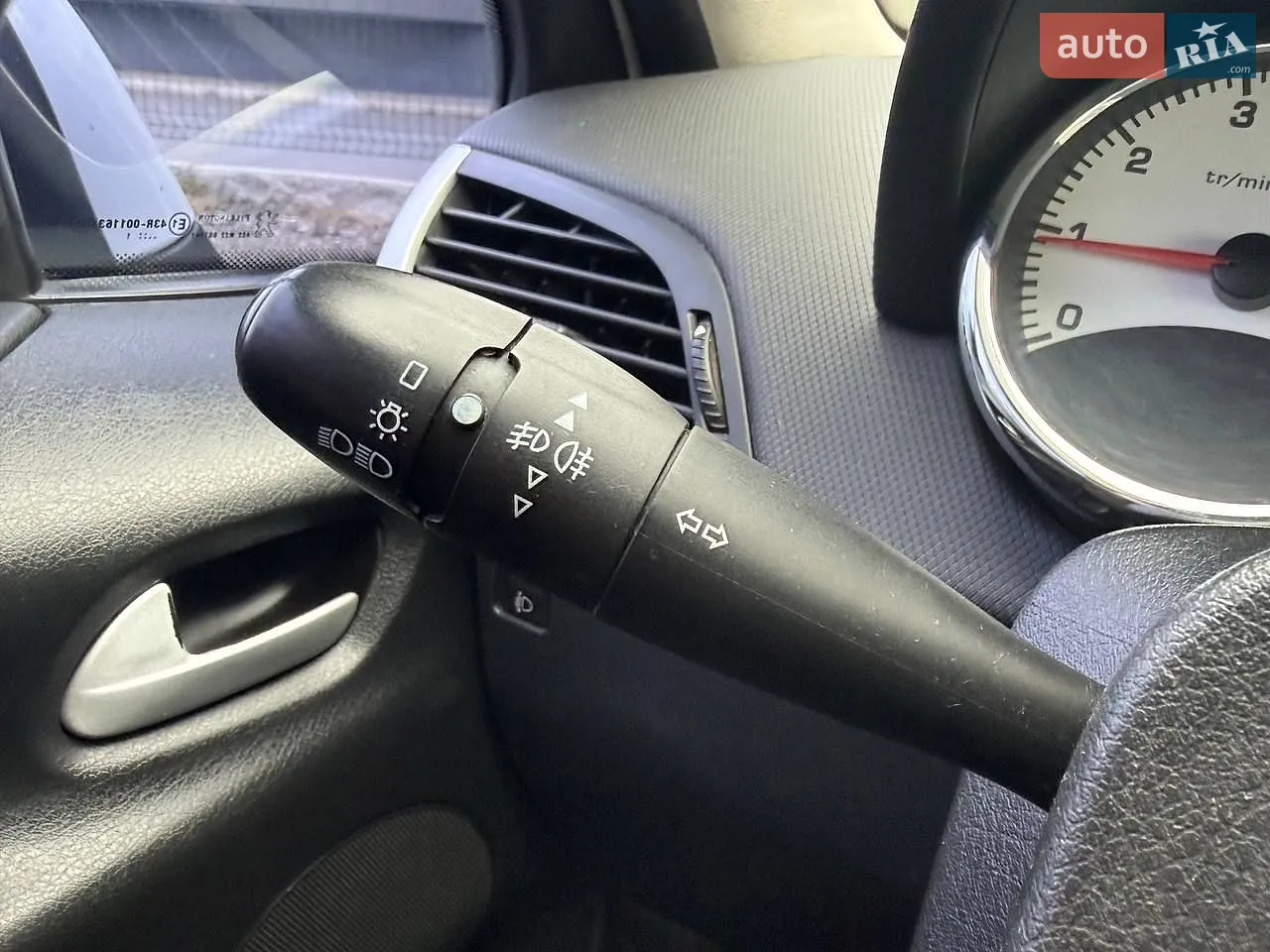 2011 Peugeot 207 - мініатюра 21