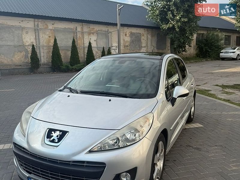 Хетчбек Peugeot 207 2011 в Кропивницькому фото Хетчбек Peugeot 207 2011 в Кропивницькому