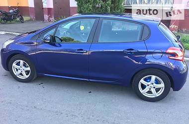 Хэтчбек Peugeot 208 2013 в Калуше