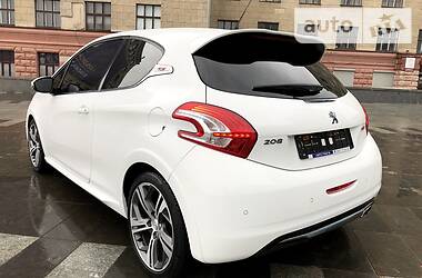 Хэтчбек Peugeot 208 2014 в Харькове