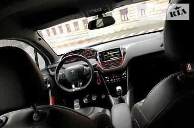Хэтчбек Peugeot 208 2014 в Харькове