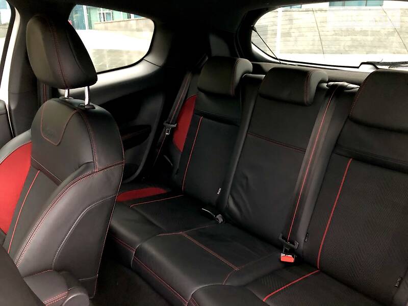 Хетчбек Peugeot 208 2014 в Харкові