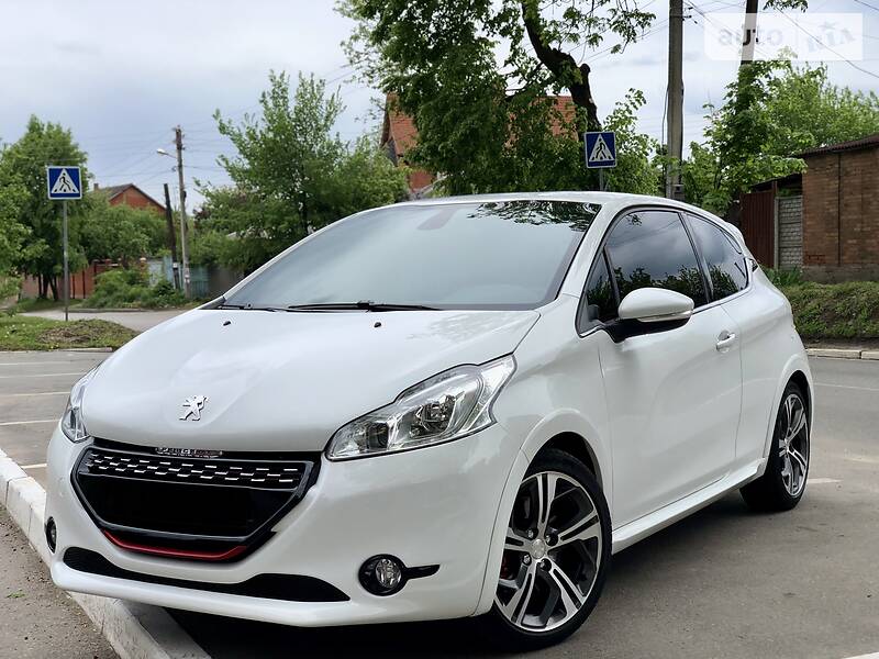 Хетчбек Peugeot 208 2014 в Харкові