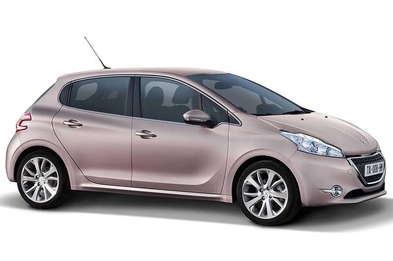 Хэтчбек Peugeot 208 2015 в Киеве