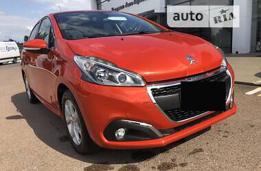 Хэтчбек Peugeot 208 2017 в Тернополе