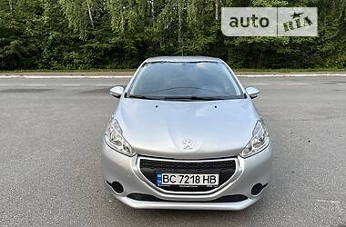 Купе Peugeot 208 2013 в Трускавці