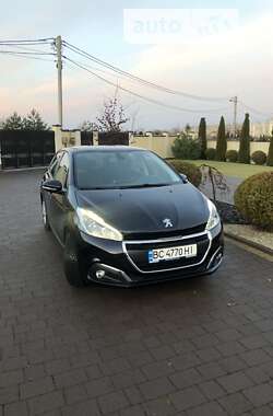 Хэтчбек Peugeot 208 2017 в Львове