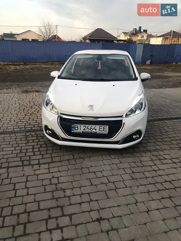 Peugeot 208