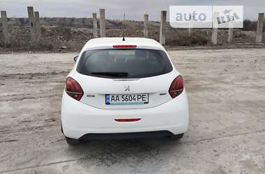 Хэтчбек Peugeot 208 2016 в Днепре