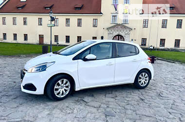 Хетчбек Peugeot 208 2019 в Львові