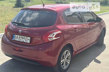 Хэтчбек Peugeot 208 2014 в Кропивницком