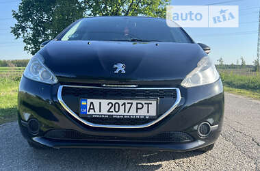 Хэтчбек Peugeot 208 2013 в 
