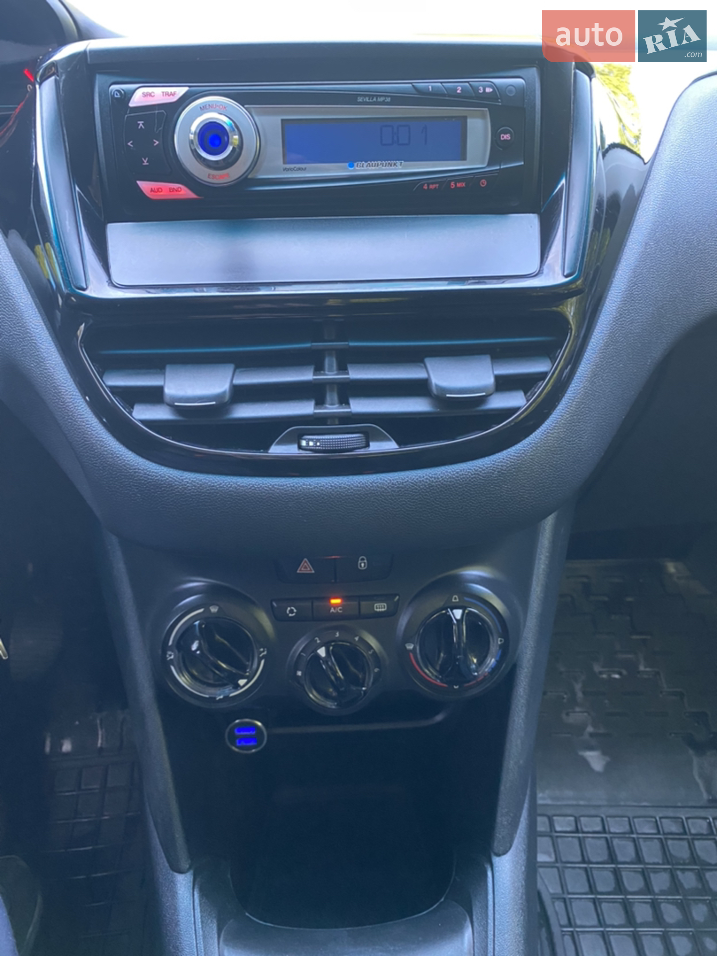 2014 Peugeot 208 - мініатюра 13
