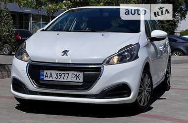 Хэтчбек Peugeot 208 2017 в Днепре