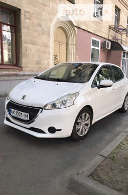 Хэтчбек Peugeot 208 2013 в Харькове