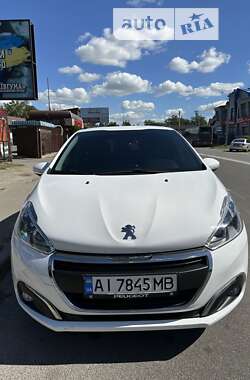 Хетчбек Peugeot 208 2016 в Броварах