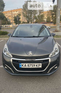 Хетчбек Peugeot 208 2017 в Києві