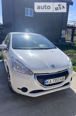 Хетчбек Peugeot 208 2013 в Києві