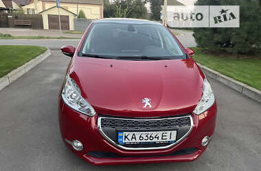 Хэтчбек Peugeot 208 2013 в Киеве