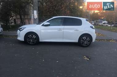 Хэтчбек Peugeot 208 2021 в Киеве