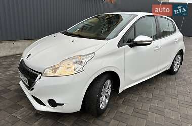 Хетчбек Peugeot 208 2013 в Хмельницькому