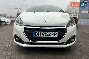 Хетчбек Peugeot 208 2016 в Миколаєві