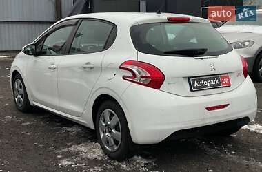 Хэтчбек Peugeot 208 2013 в Киеве