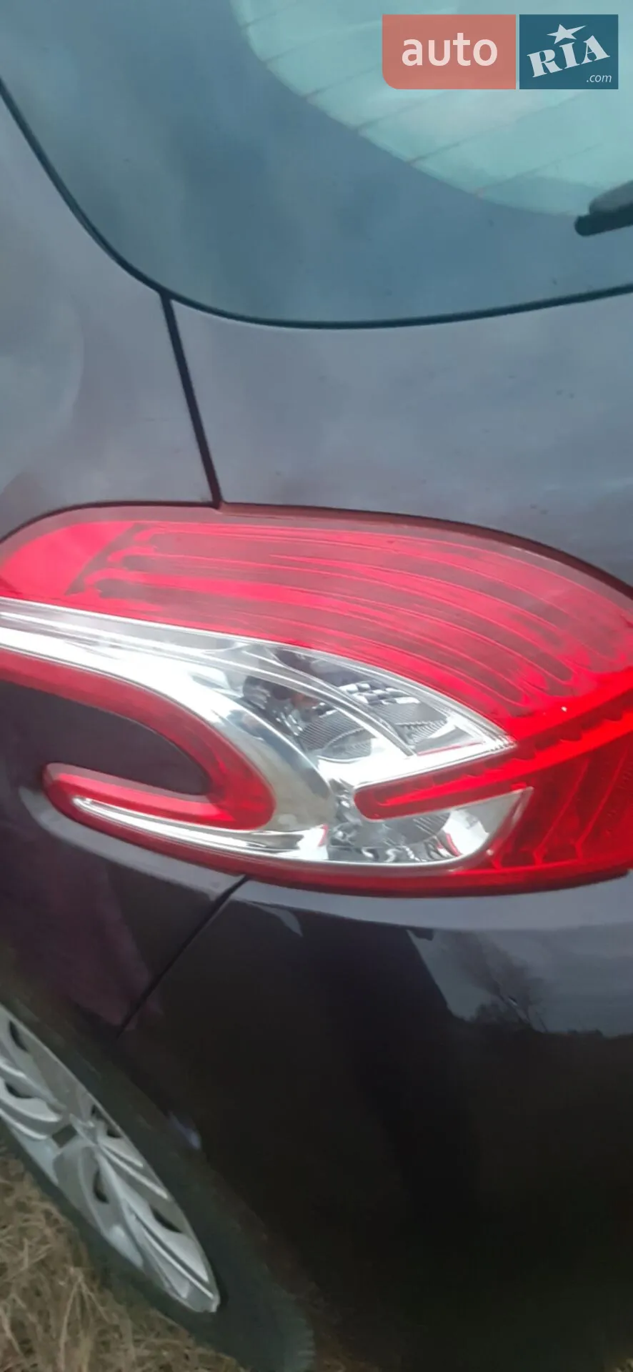 2012 Peugeot 208 - мініатюра 3