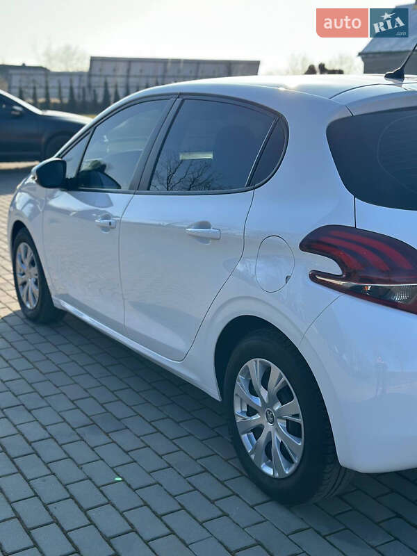 Хэтчбек Peugeot 208 2018 в Дрогобыче фото 15 Хэтчбек Peugeot 208 2018 в Дрогобыче