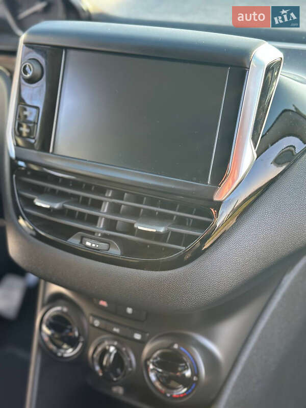 Хэтчбек Peugeot 208 2018 в Дрогобыче фото 55 Хэтчбек Peugeot 208 2018 в Дрогобыче