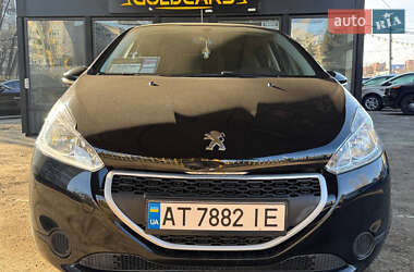 Хетчбек Peugeot 208 2013 в Львові