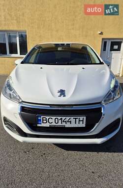 Хэтчбек Peugeot 208 2018 в Львове