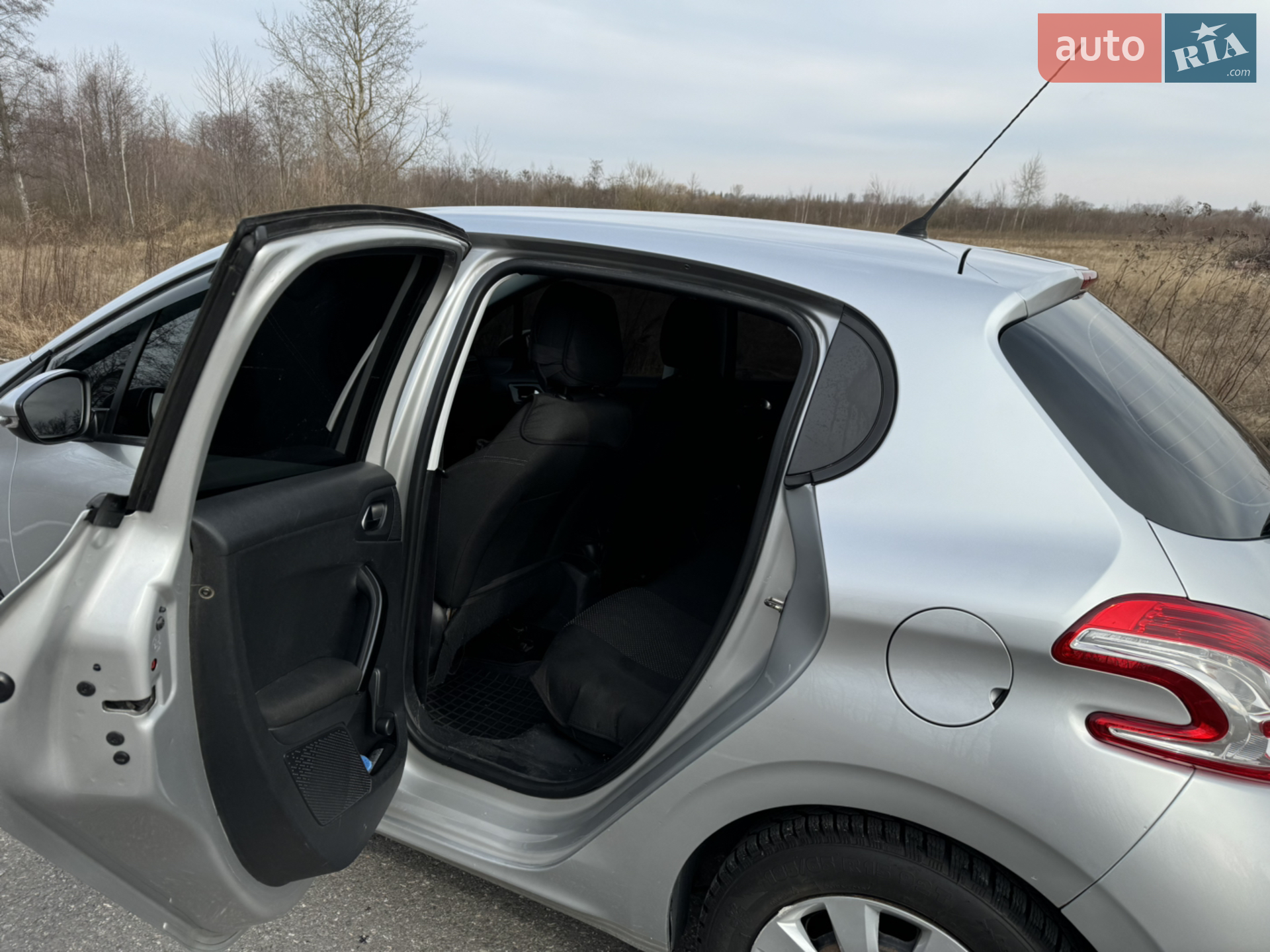 2013 Peugeot 208 - мініатюра 25
