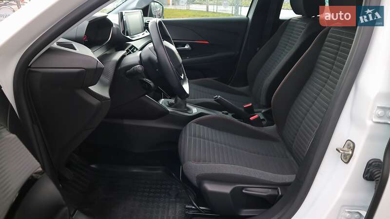 Хетчбек Peugeot 208 2021 в Києві