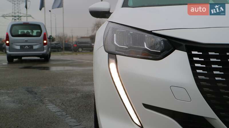 Хетчбек Peugeot 208 2021 в Києві