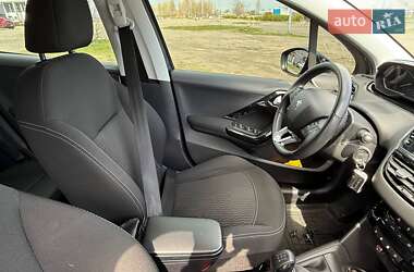 Хетчбек Peugeot 208 2017 в 