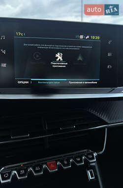 Хетчбек Peugeot 208 2020 в 