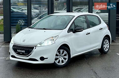 Хетчбек Peugeot 208 2014 в Кременчуці