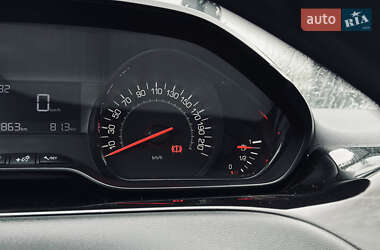 Хэтчбек Peugeot 208 2014 в 